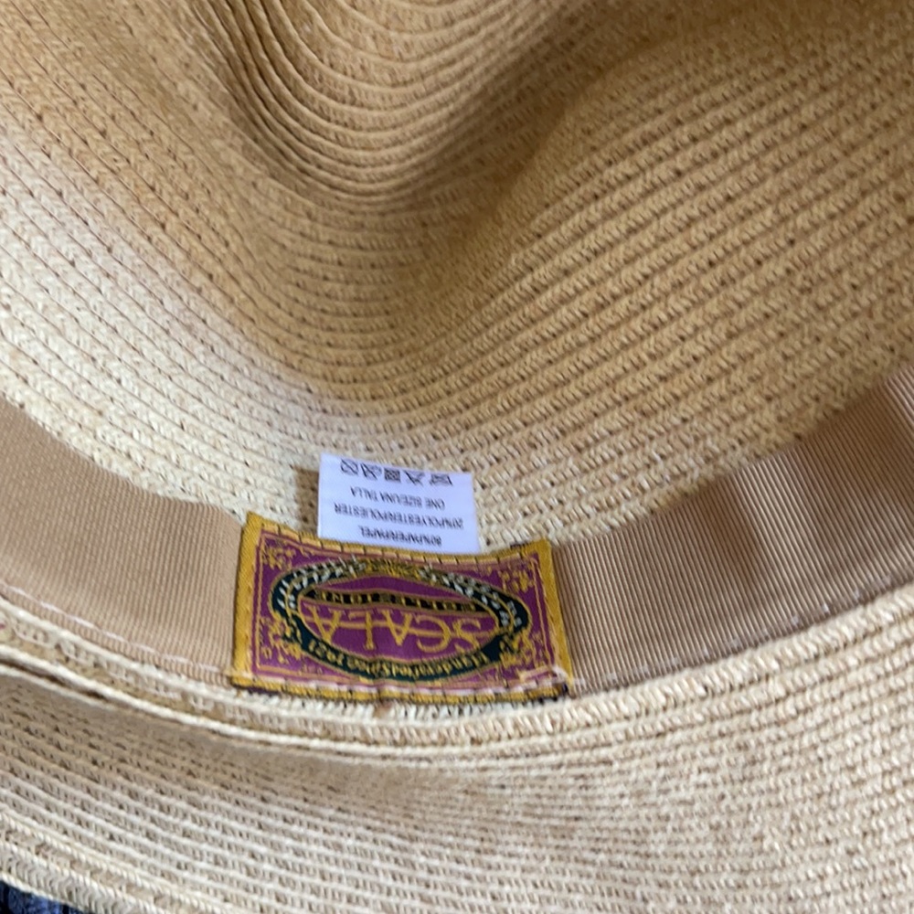 Beautiful straw hat - Picture 4 of 4